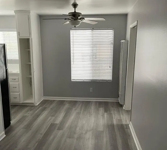 1875 Thomas Ave #11 — Photo 3