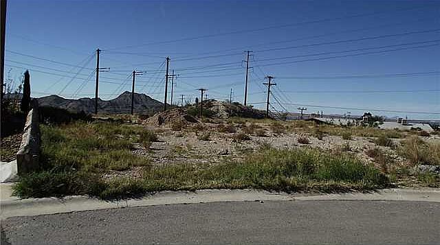 1st image of 4687 Pistolero Ln Unit B