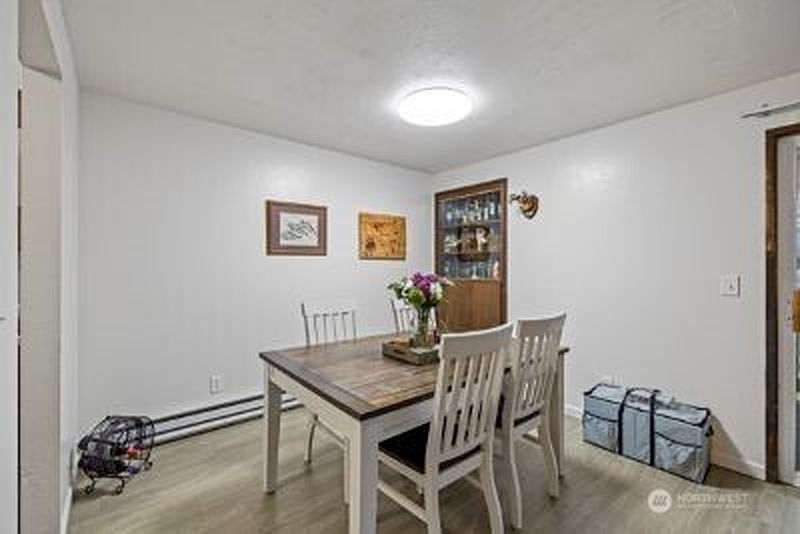 5th image of 210 N 15th Street