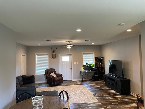3rd image of 465 Private Road 6047