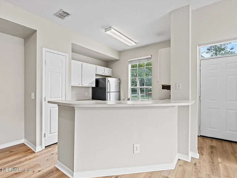 13700 Richmond Park Dr N #701 — Photo 10