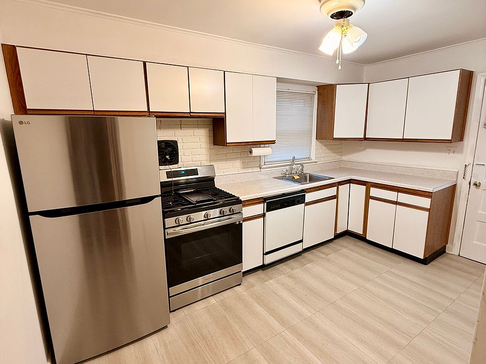 1st image of 145 Sargeant Ave #1