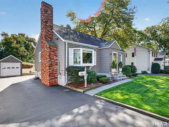 2nd image of 35 Highlawn Road