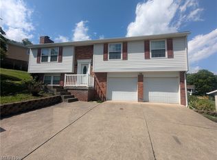 3 Franklin Dr, Bridgeport, OH 43912