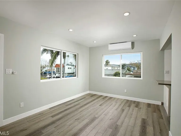 5459 Carlin St #3 — Photo 9