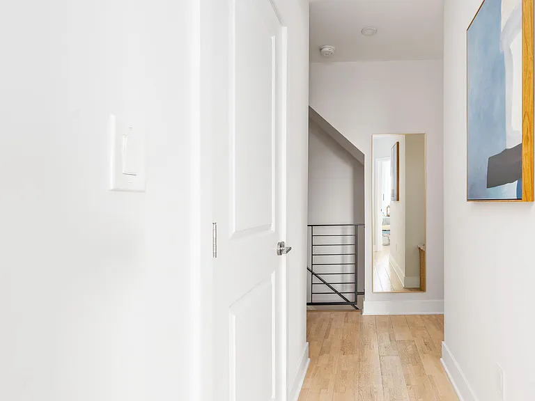 1733 Carpenter St #D — Photo 25