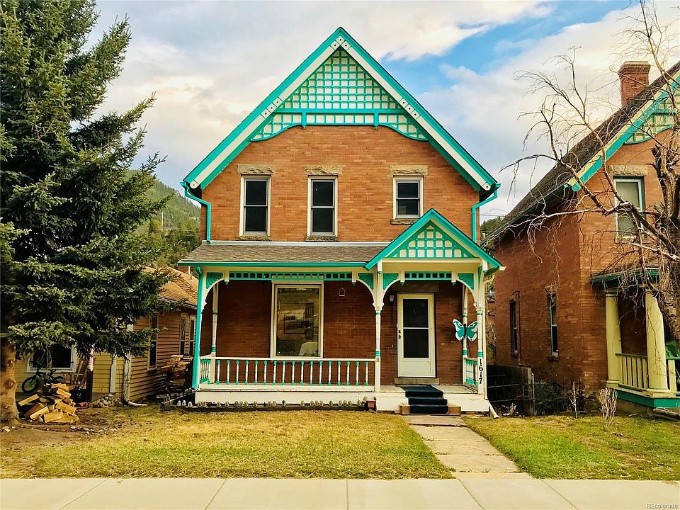 Historic Victorian Townhome - this unit is located on the ma