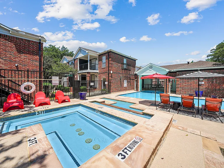 Exterior-Pool