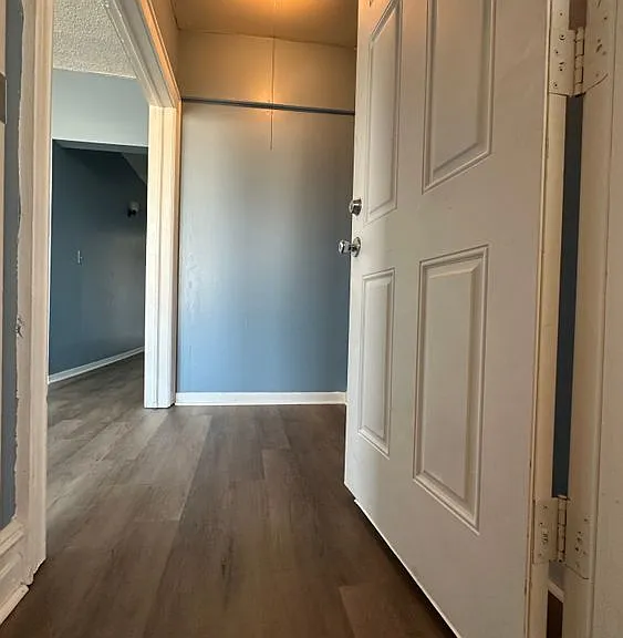 1577 Park Ave — Photo 3