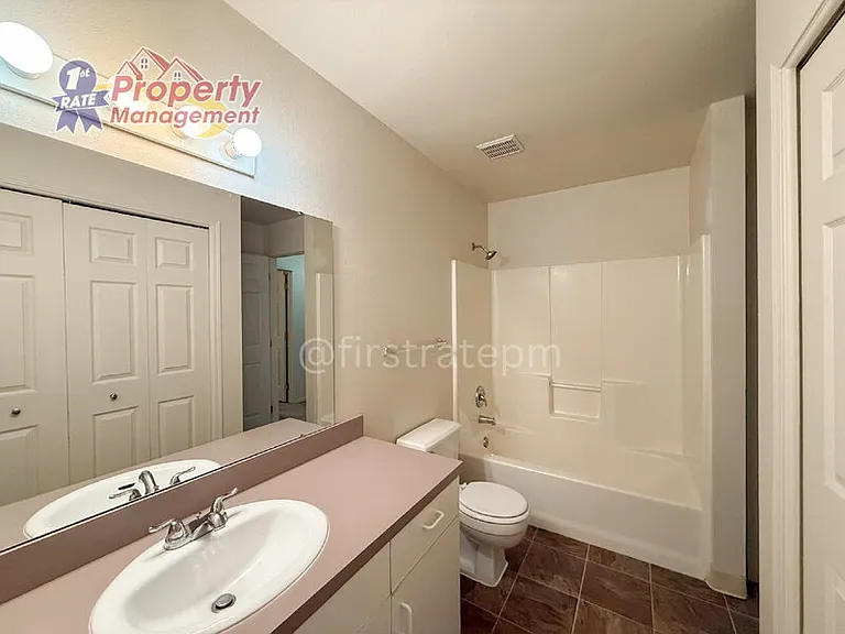 6849 W Susan Ln #102 — Photo 15