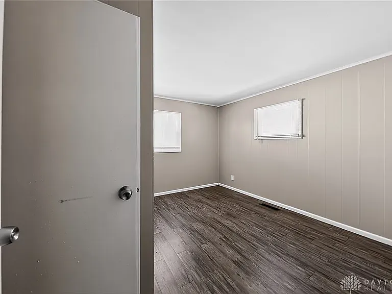 4176 Mapleleaf Dr — Photo 9