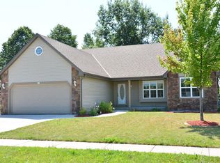 411 Cleveland Ave, Hartford, WI 53027