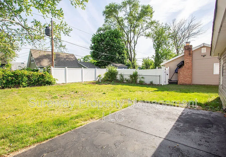 11 Sedgwick Ln — Photo 37