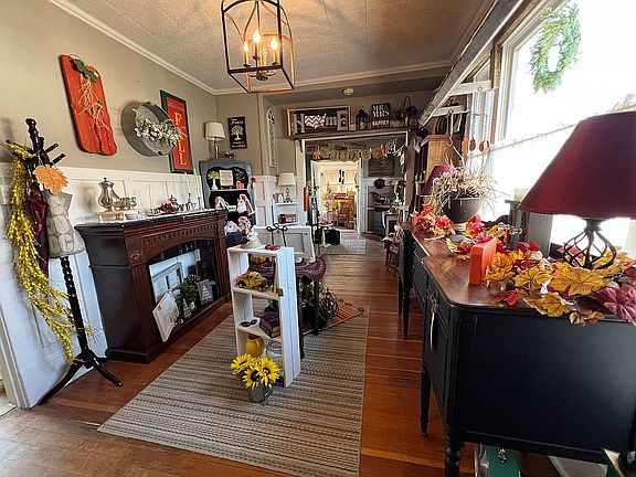 Living/dining room