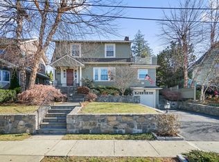 114 Carpenter Ave, Yonkers, NY 10707