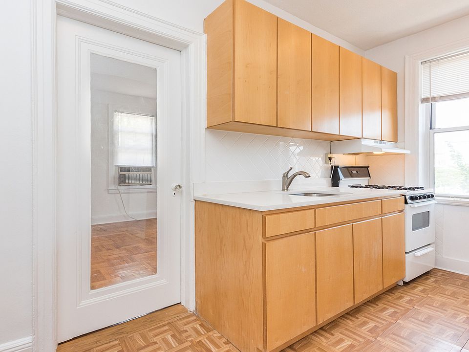 1st image of 23-48 33rd St #2W