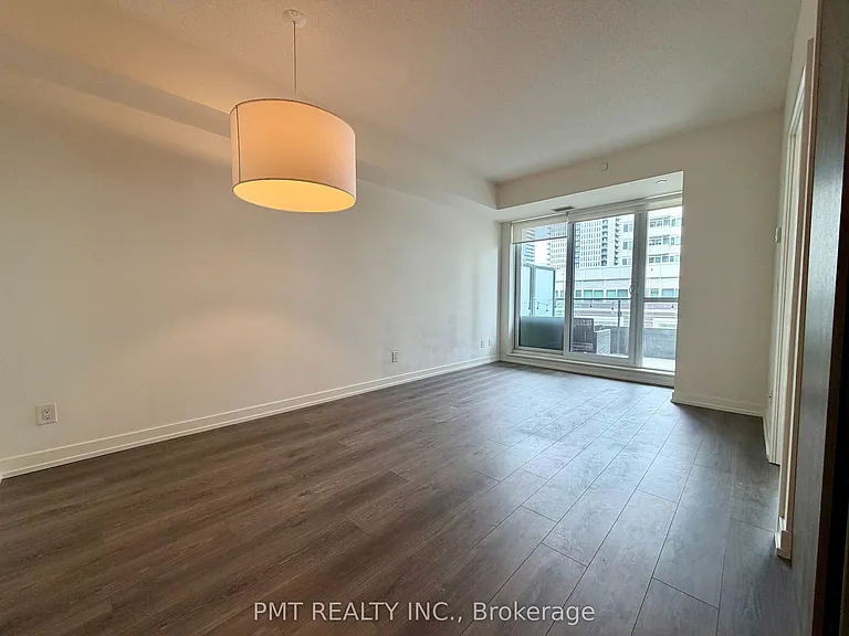 200 Sackville St #314 — Photo 5