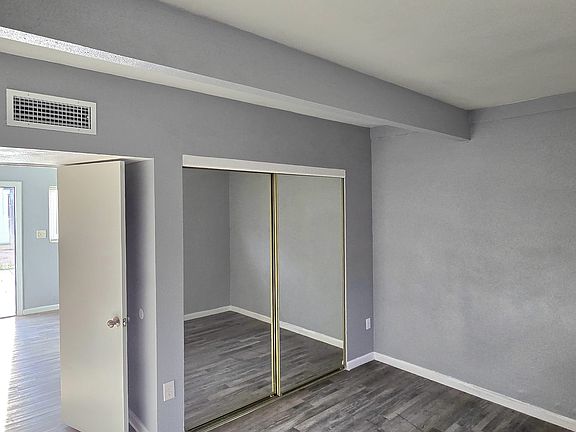 5th image of 2227 Stewart Ave #2