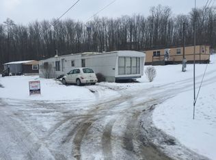 310 Lotti Dr, Hopedale, OH 43976