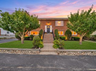 32 Robert Rd, Revere, MA 02151
