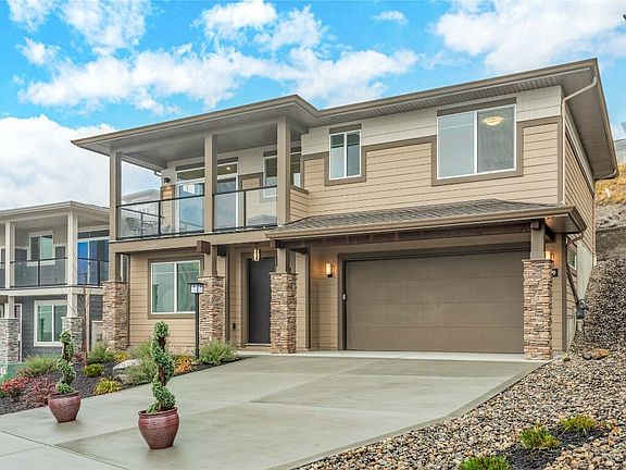 2nd image of 1599 Summer Cres