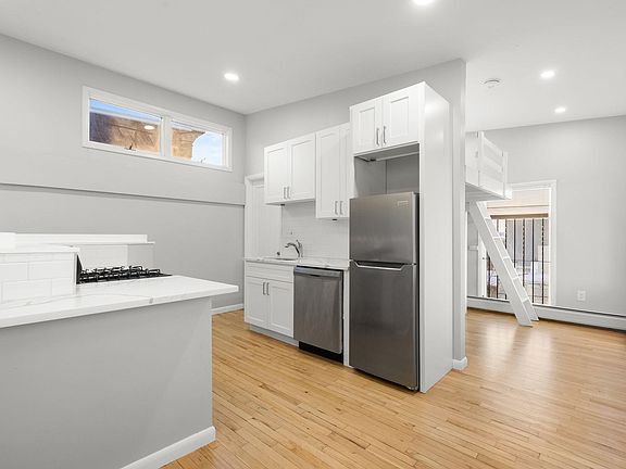 3rd image of 431 7th St #2B