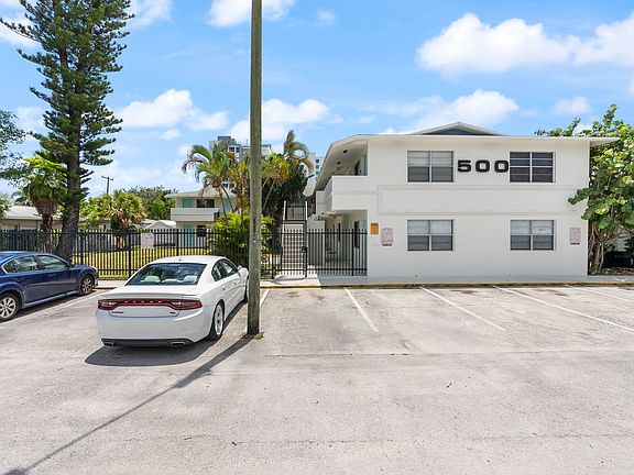 5th image of 500 SE 22nd St #12