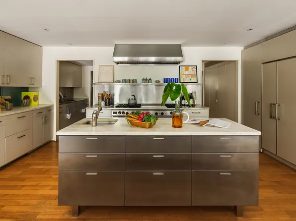 12 Sidney Place image 12 of 35