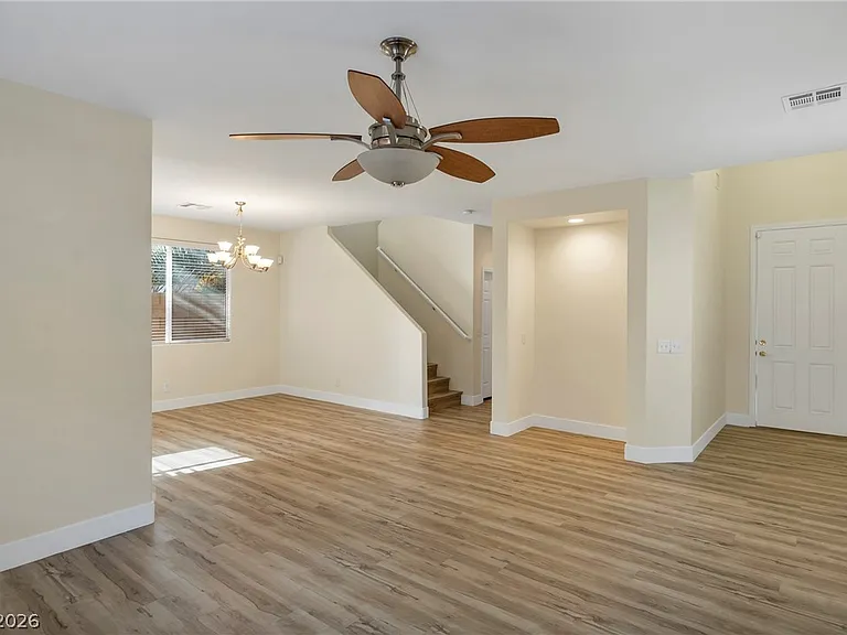9027 Bold Venture Ct — Photo 2