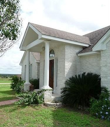4th image of 341 Big Oak Dr