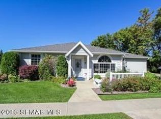 1906 Tiffany Cove Ln SW, Rochester, MN 55902