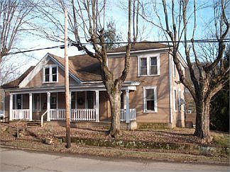 1st image of 405 Mountain Dr
