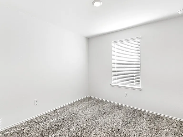 3710 Turnpike Dr — Photo 19