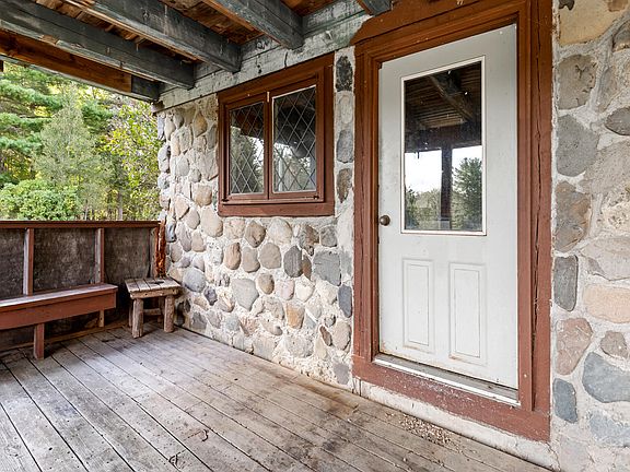 12th image of this home