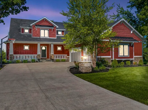 5587 Deer Hollow Rd, Auburn, IN 46706