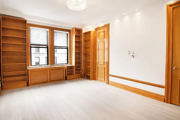 Rented by WAM Partners - William Moses Co. | media 60