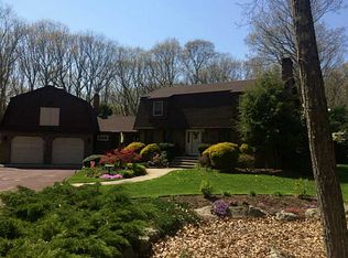 141 Franklin Rd, Scituate, RI 02825