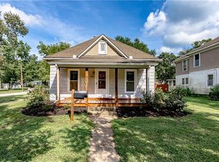 603 S Ash St, Ottawa, KS 66067