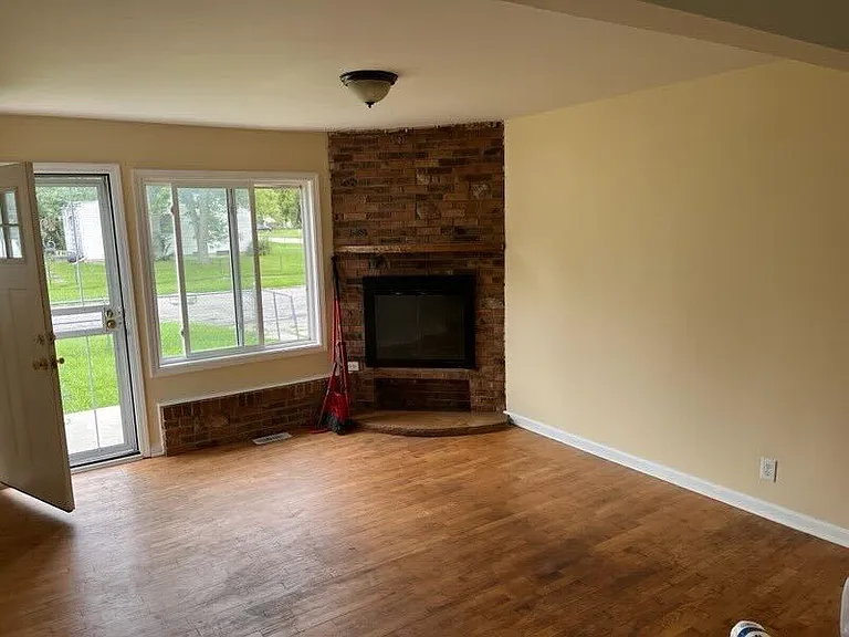 1346 Flamingo Dr — Photo 2