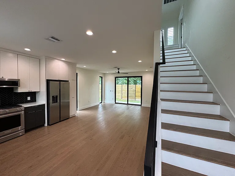 3510 Lyons Rd — Photo 5
