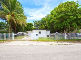 1528 NE 145th St, Miami, FL 33161