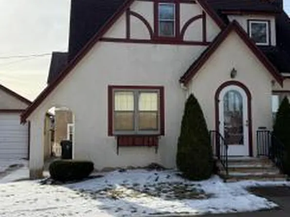 303 E Lafayette St, Mankato, MN 56001