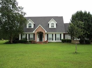 123 Timberlane Rd, Picayune, MS 39466