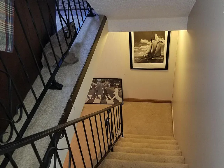 336 Twykingham Pl — Photo 11