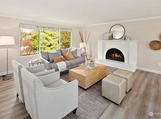 17225 Spruce Way, Lynnwood, WA 98037