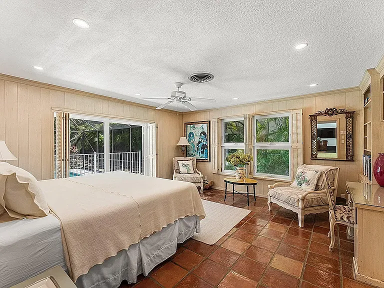 1350 Spanish River Rd — Photo 18