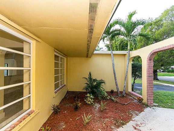 2nd image of 8670 NW 18th St