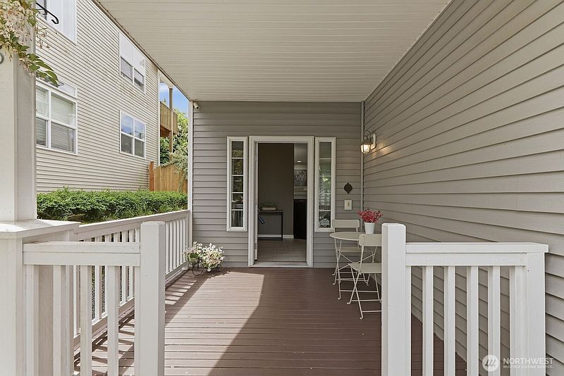 2nd image of 1326 113th Avenue SE