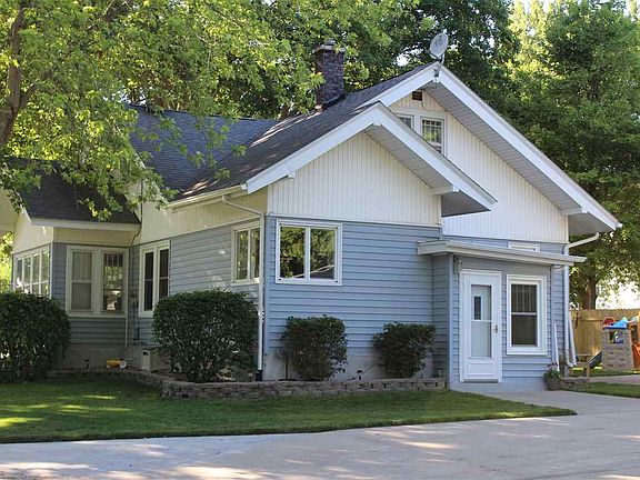 5th image of 612 Chestnut St