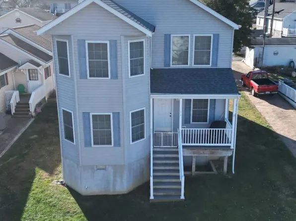 34 Virginia Ave, Earleville, MD 21919